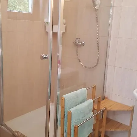 Na Samote U Lesa -rasovna