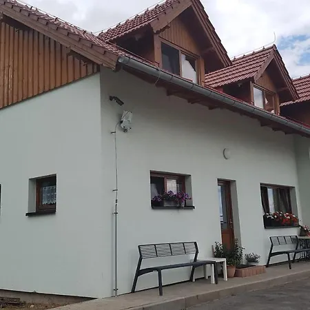 Na Samote U Lesa -rasovna Privatunterkunft Msecke Zehrovice