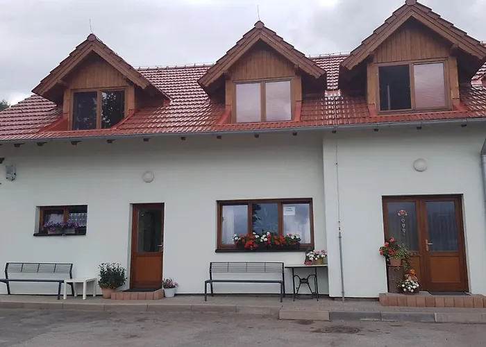Na Samote U Lesa -rasovna
