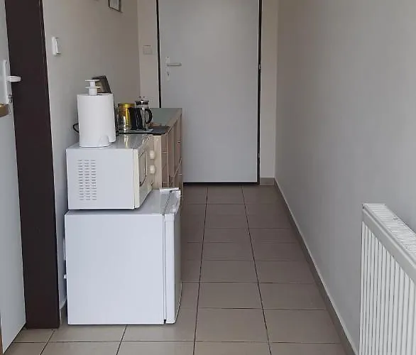 Na Samote U Lesa -rasovna